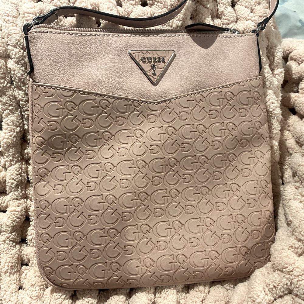 Guess (NEW) Messenger Crossbody Bag